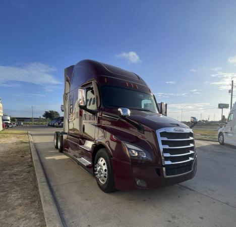 2024-freightliner-pt126slp-sleeper #5354