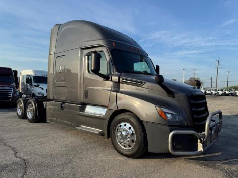 2023-freightliner-cascadia-126-sleeper #5369