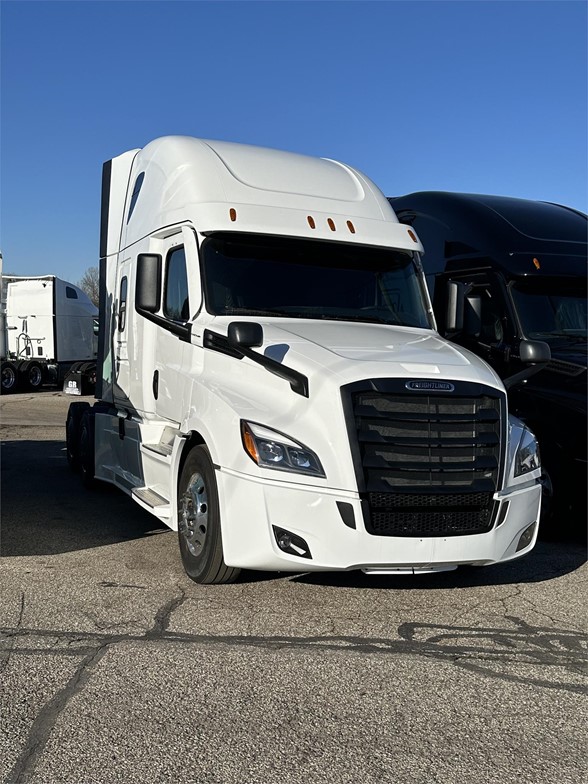 2024 FREIGHTLINER CASCADIA 126 SLEEPER FOR SALE 14560