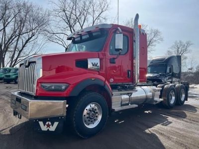 2027 WESTERN STAR 49X Sleeper #15041