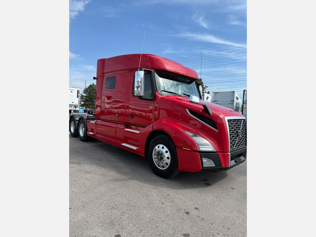 2020 VOLVO VNL64T740 Tri-Axle Sleeper #1 2020 VOLVO VNL64T740 Tri-Axle Sleeper #1