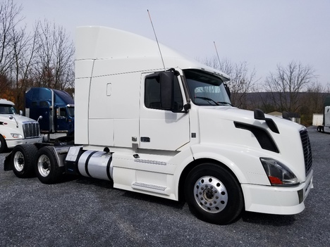 2014 Volvo Vnl64t630 Tandem Axle Sleeper For Sale
