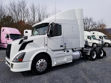 2014 Volvo Vnl64t630 Tandem Axle Sleeper For Sale