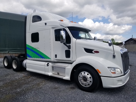 2012 Peterbilt 587 Tandem Axle Sleeper For Sale