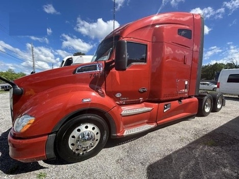 2019-kenworth-t680-tandem-axle-sleeper #9809
