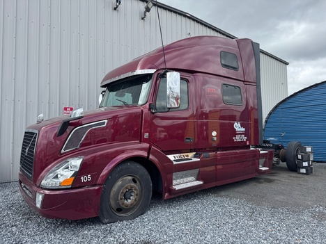 2016-volvo-vnl780-tandem-axle-sleeper #9812