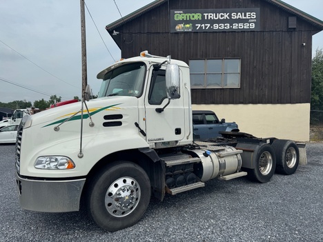 2012 MACK CX613 Tandem Axle Daycab #9828