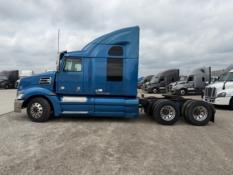 2017-western-star-5700xe-tandem-axle-sleeper #9931