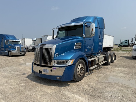 2017-western-star-5700xe-tandem-axle-sleeper #9936