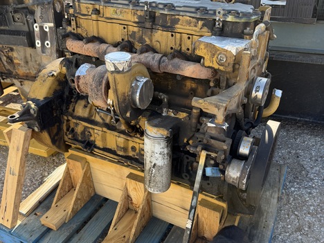 2005 CAT C7 Truck Engine #1204