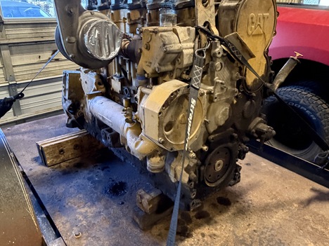 2000 CAT C15 Truck Engine #1205