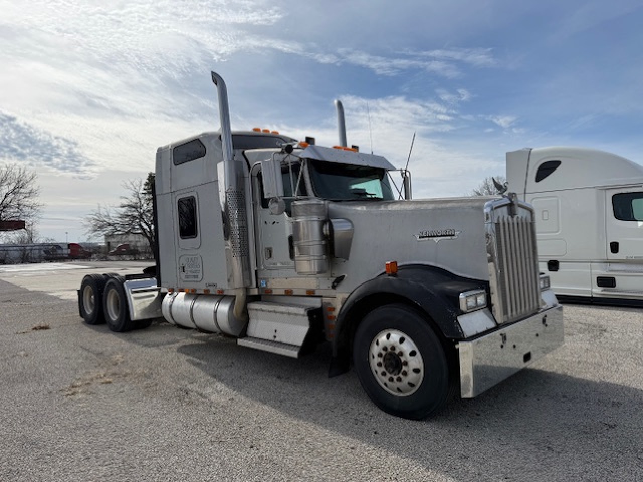 2000 KENWORTH w-900L Tandem Axle Sleeper #1 2000 KENWORTH w-900L Tandem Axle Sleeper #1