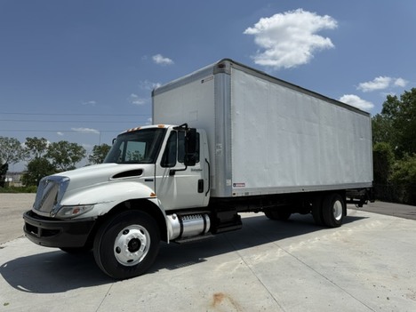 2013 INTERNATIONAL DuraStar Box Van Truck
