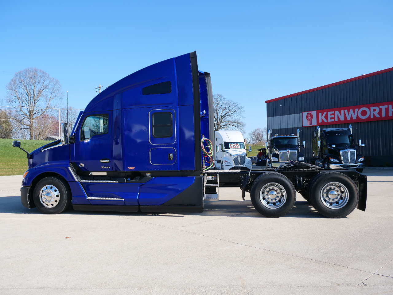 2024 KENWORTH T680 SLEEPER FOR SALE 1024