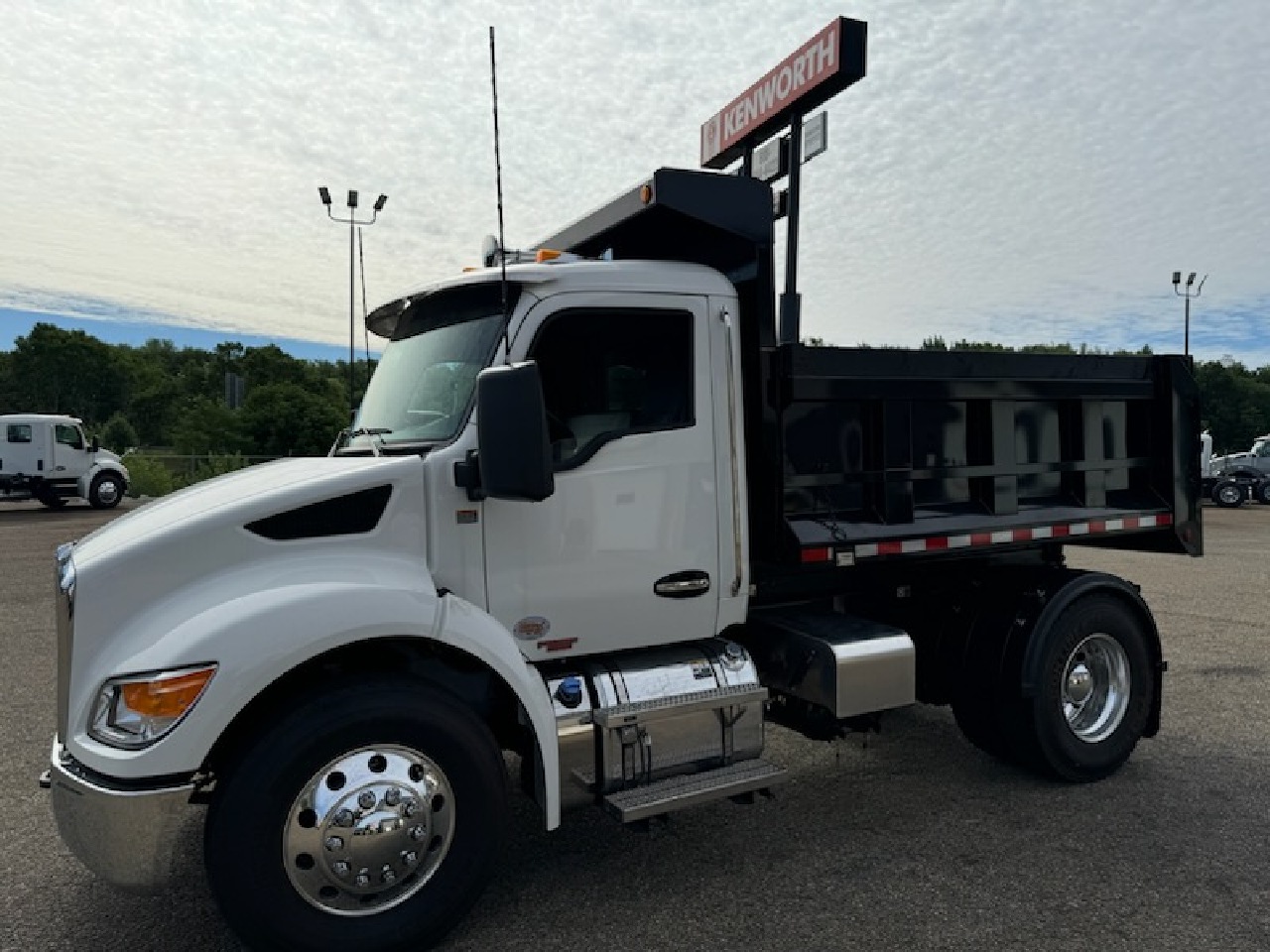 2025 KENWORTH T280 S/A DUMP TRUCK FOR SALE 1063