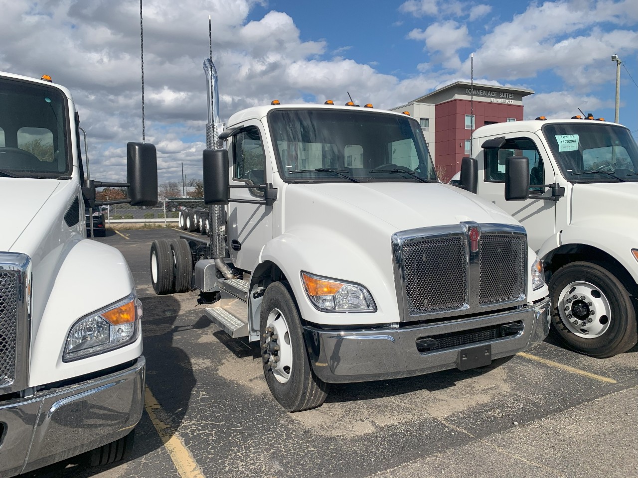 2025 KENWORTH T280 Medium DutyTruck #1 2025 KENWORTH T280 Medium DutyTruck #1