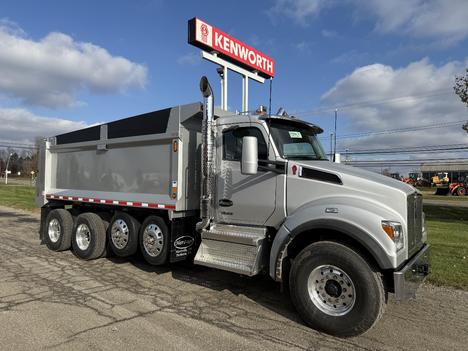 2026 KENWORTH T880s Quad Axle Dump Truck #1466 2026 KENWORTH T880s Quad Axle Dump Truck #1466