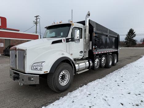 2026 KENWORTH T880 Quad Axle Dump Truck #1470