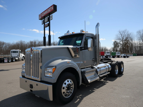 2026 KENWORTH W990 Day Cab #1471