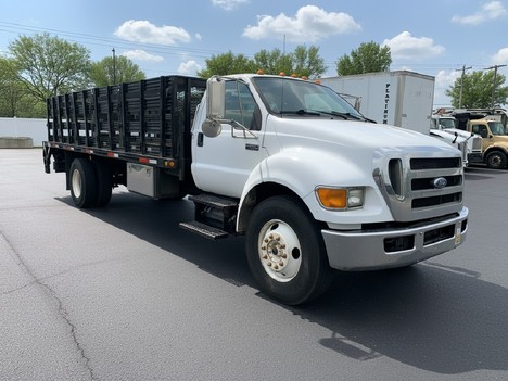 2009 FORD F650 Stake Body Truck #1478