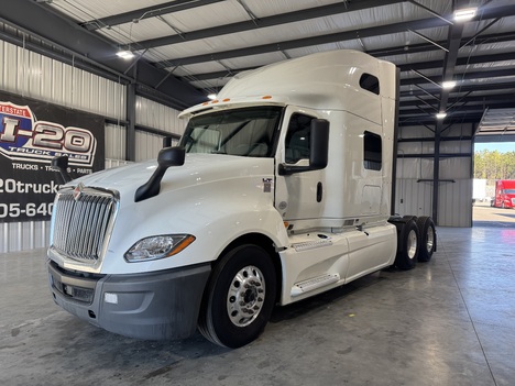 2020-international-lt625-tandem-axle-sleeper #15965