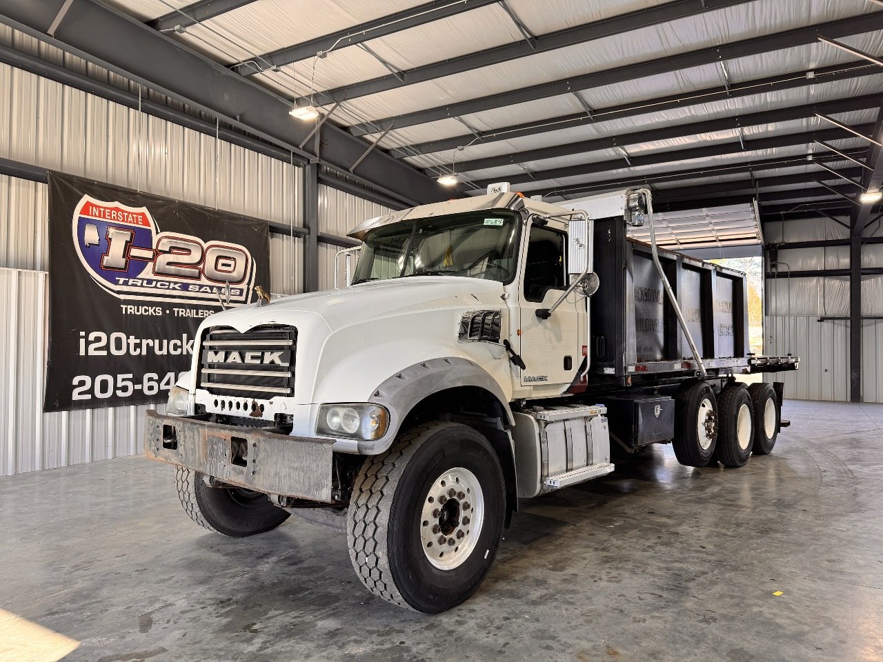 2014 MACK GU713 Dump Truck #1 2014 MACK GU713 Dump Truck #1