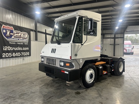 2018-ottawa-kalmar-yard-jockey-spotter #15976