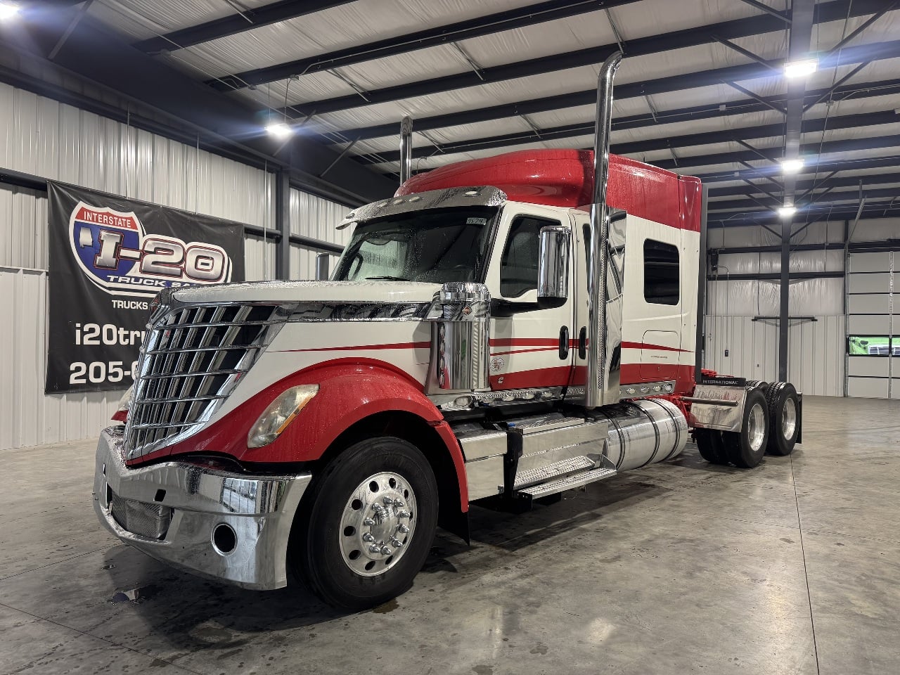 2022 INTERNATIONAL LONESTAR Tandem Axle Sleeper #1 2022 INTERNATIONAL LONESTAR Tandem Axle Sleeper #1