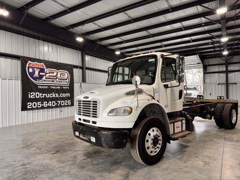 2017 FREIGHTLINER M2 Cab Chassis Truck #16018