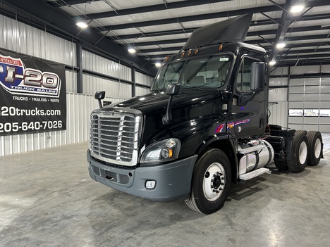 2018-freightliner-cascadia-daycab #16035