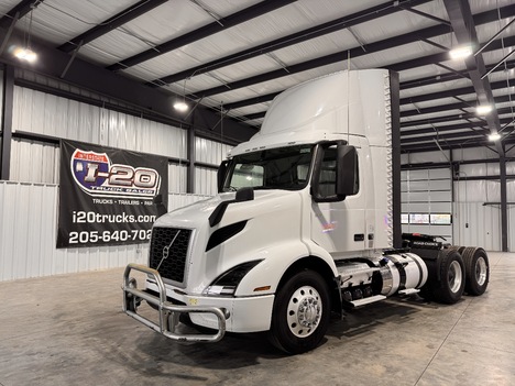 2019-volvo-vnr-tandem-axle-daycab #16054
