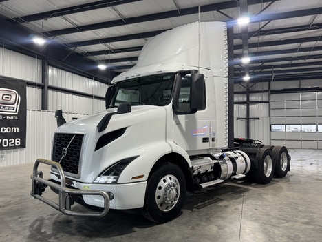 2019-volvo-vnr-tandem-axle-daycab #16055