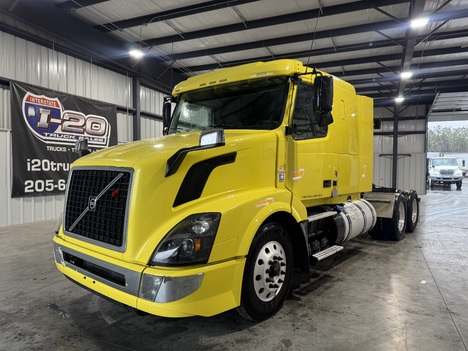 2018-volvo-vnl-tandem-axle-sleeper #16060