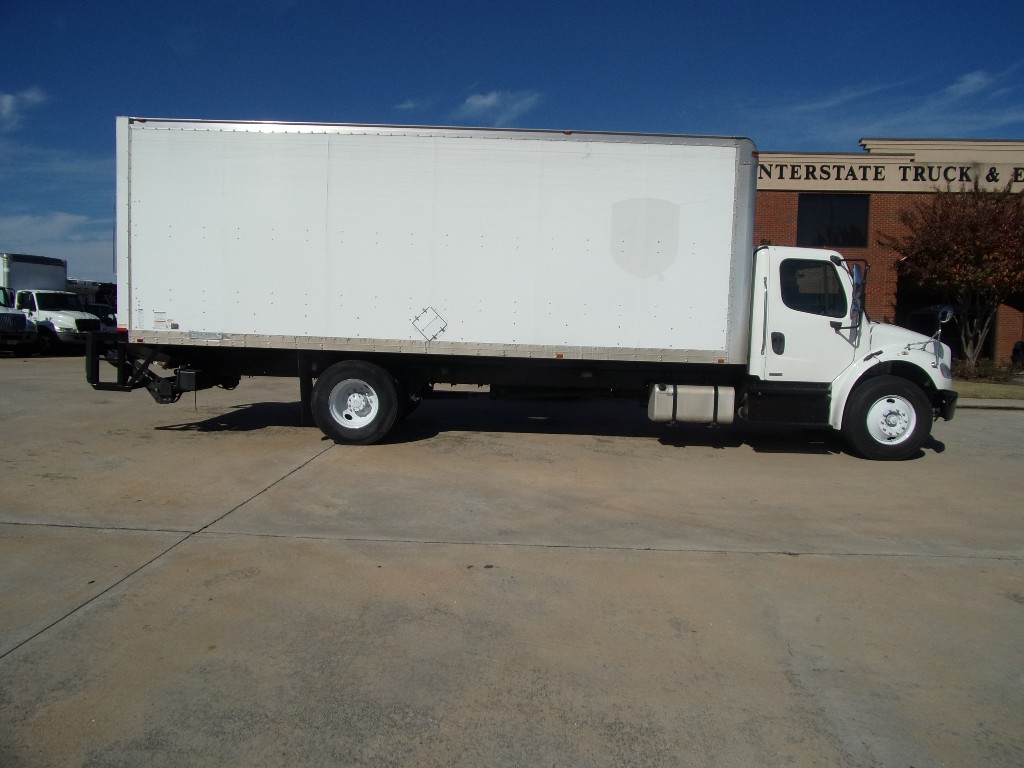 2012 FREIGHTLINER M2 Box Van Truck