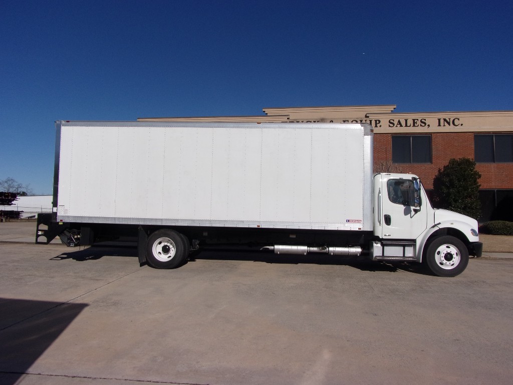 2012 FREIGHTLINER M2 Box Van Truck
