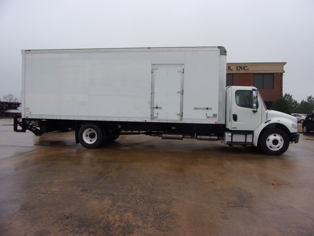 2012 FREIGHTLINER M2 Box Van Truck