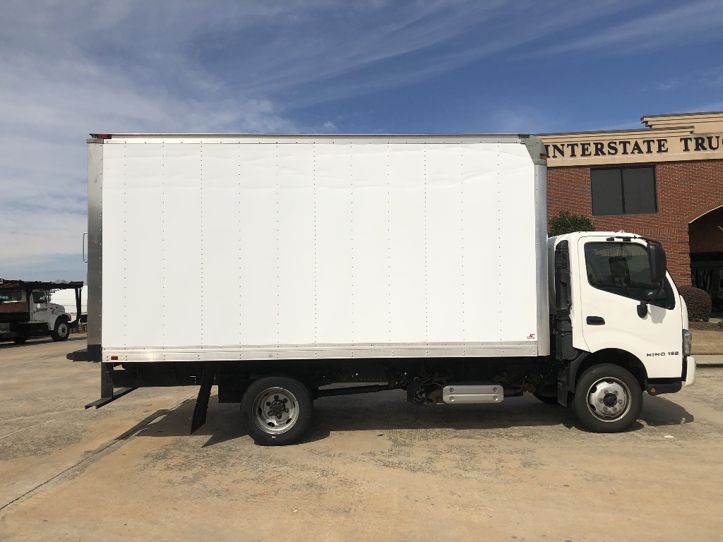 2014 HINO 195 Box Van Truck