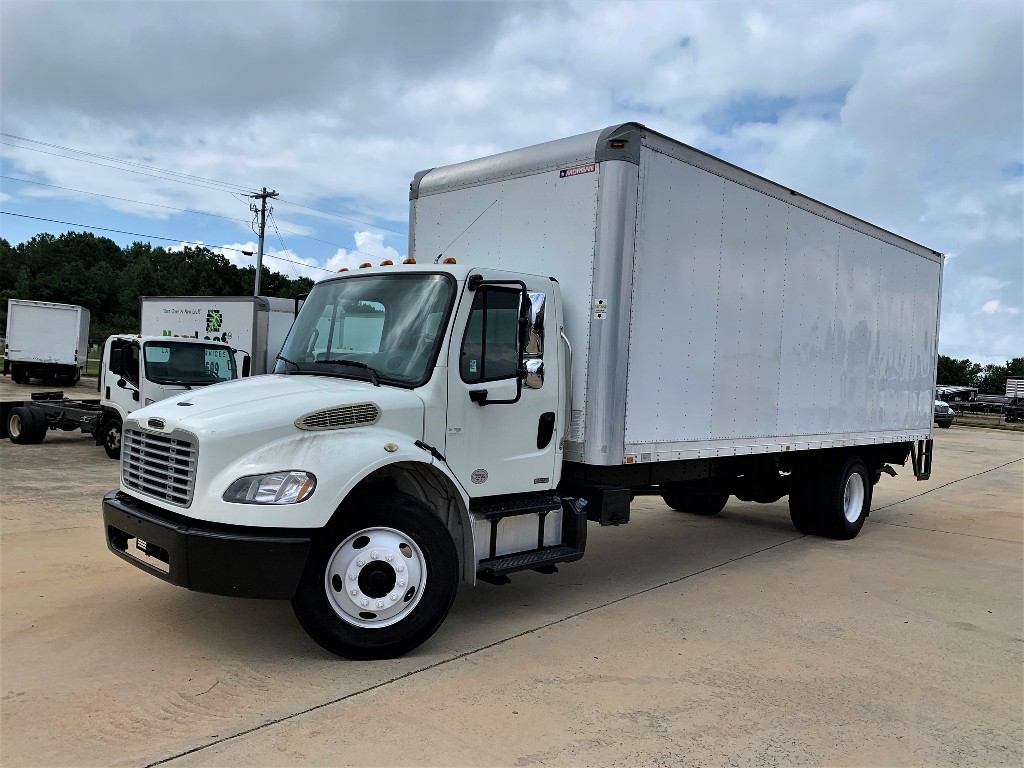 2012 FREIGHTLINER M2 106 Box Van Truck