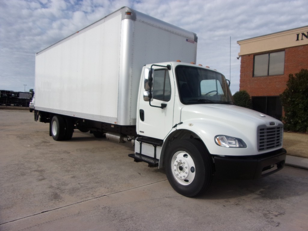 2013 FREIGHTLINER M2 106 Box Van Truck