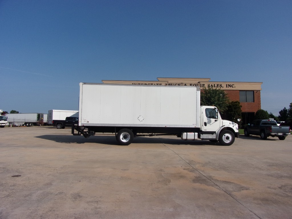 2012 FREIGHTLINER M2 106 Box Van Truck