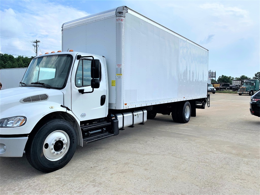 2016 FREIGHTLINER M2 Box Van Truck