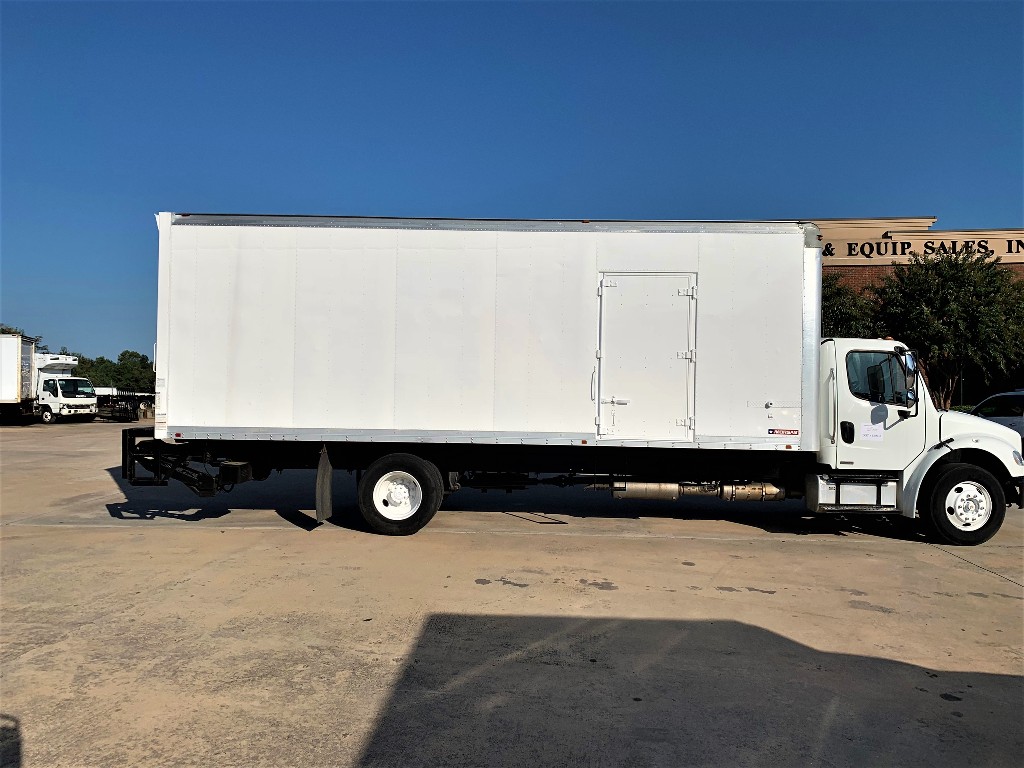 2012 FREIGHTLINER M2 Box Van Truck