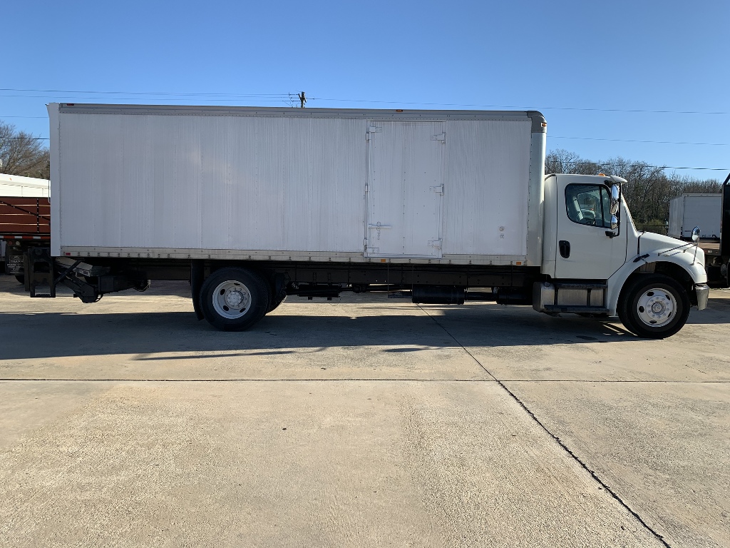 2015 FREIGHTLINER M2 Box Van Truck
