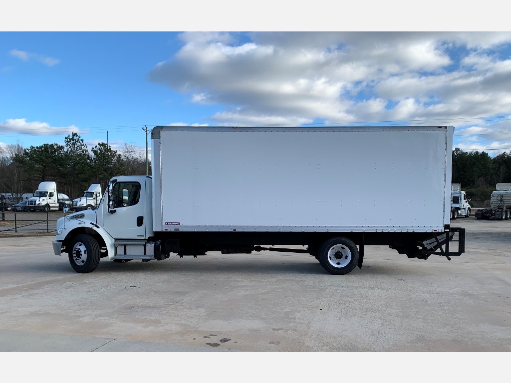 2013 FREIGHTLINER M2 Box Van Truck