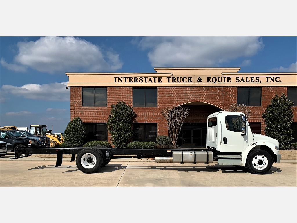 2014 FREIGHTLINER M2 Cab Chassis Truck