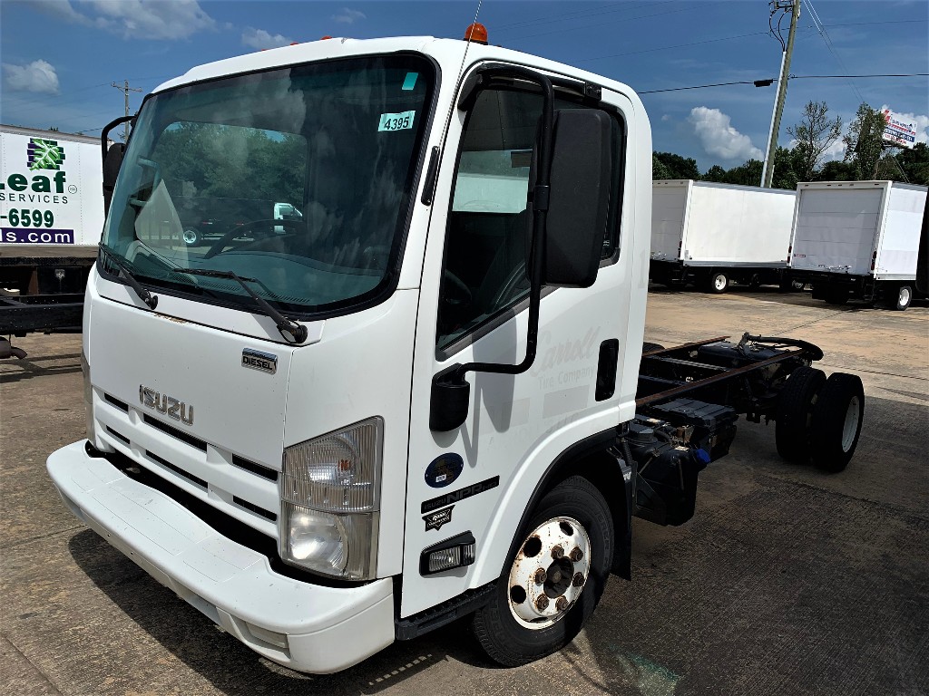 2015 ISUZU NPR HD Box Van Truck
