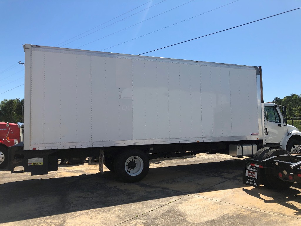 2013 FREIGHTLINER M2 Box Van Truck