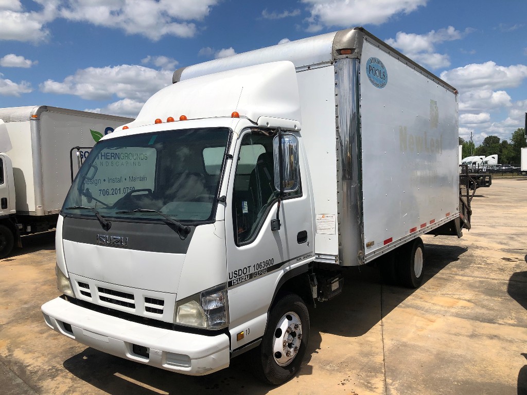 2006 ISUZU NPR Landscape Truck
