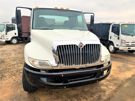 USED 2013 INTERNATIONAL 4300 CAB CHASSIS TRUCK #2082-2