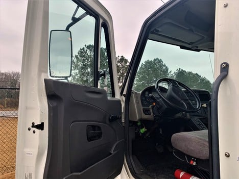 USED 2013 INTERNATIONAL 4300 CAB CHASSIS TRUCK #2082-9